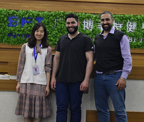 黎巴嫩客户来中国采购羞羞视频网站在线观看健身器材